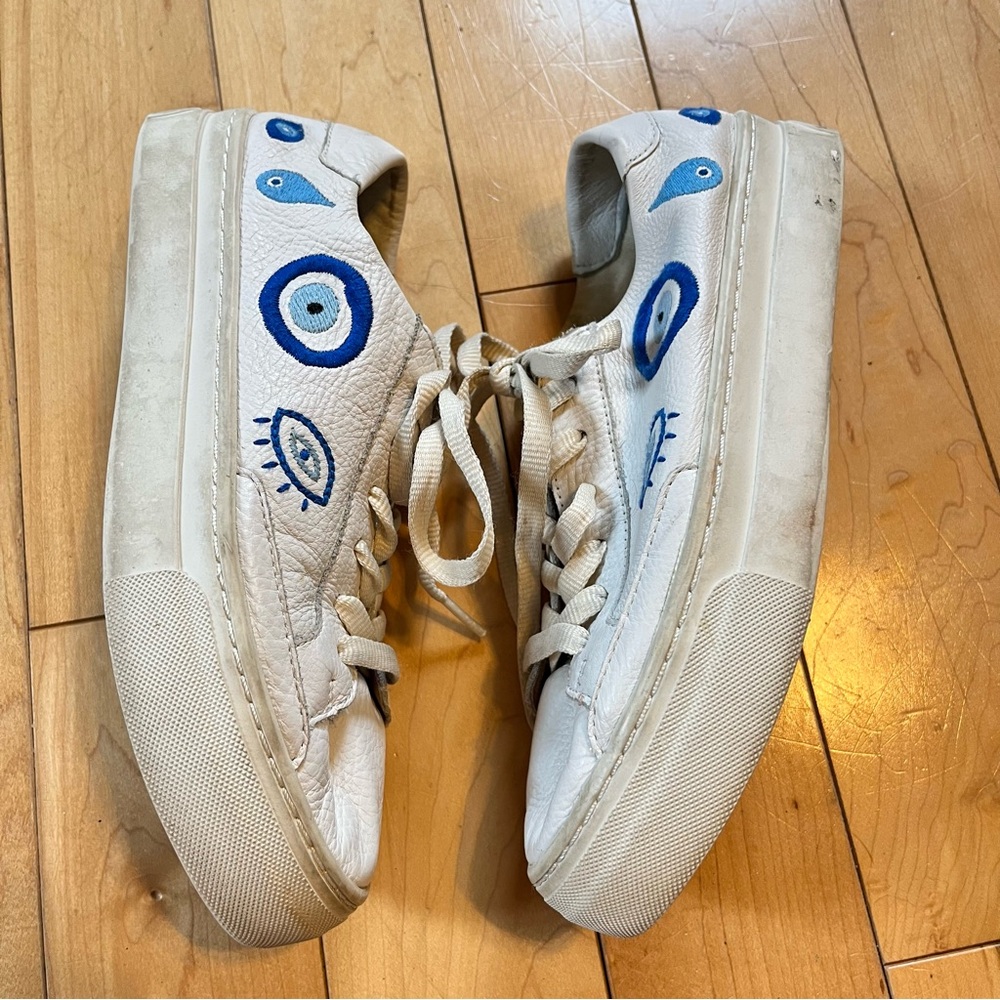 Soludos Evil Eye Ibiza Sneaker White and blue embroidered size 7.5 - Picture 2 of 9